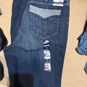 NWT Ariat Women's Boot Cut Jeans - Dark Blue 34L